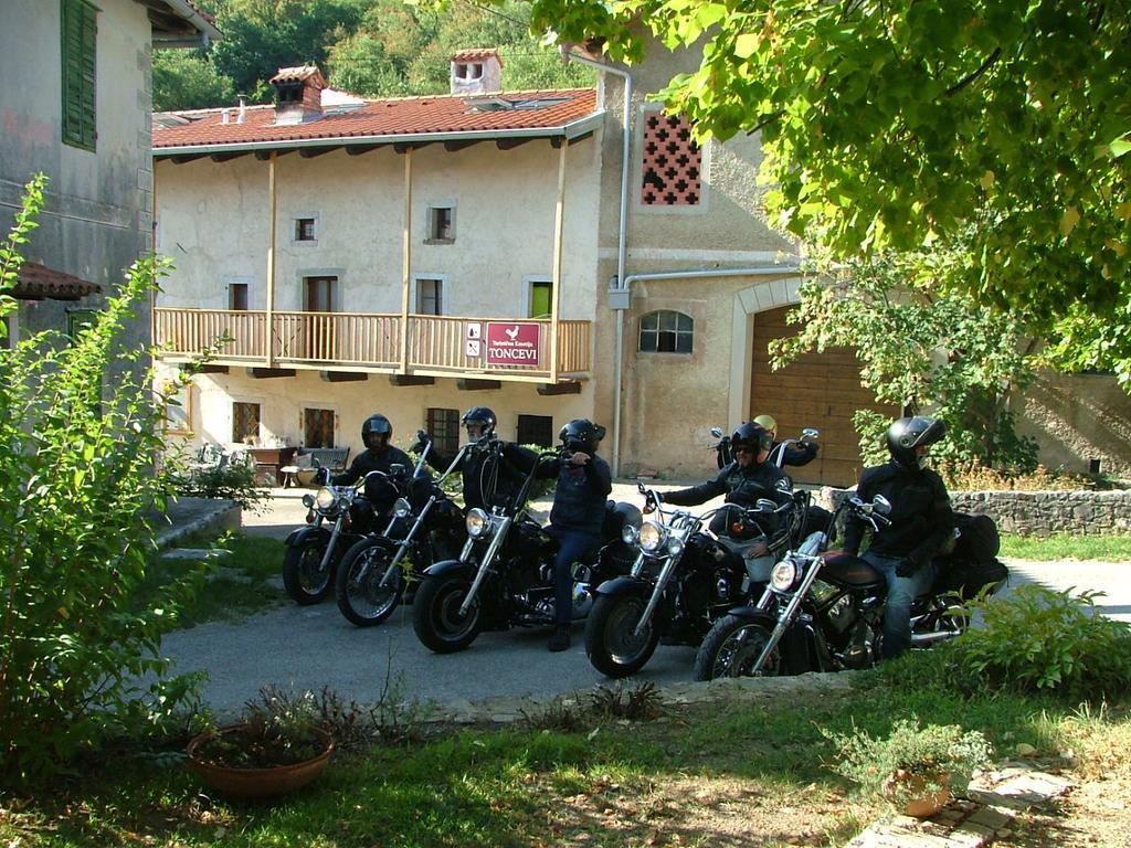 Toncevi Eco Estate Hotel Branik Buitenkant foto